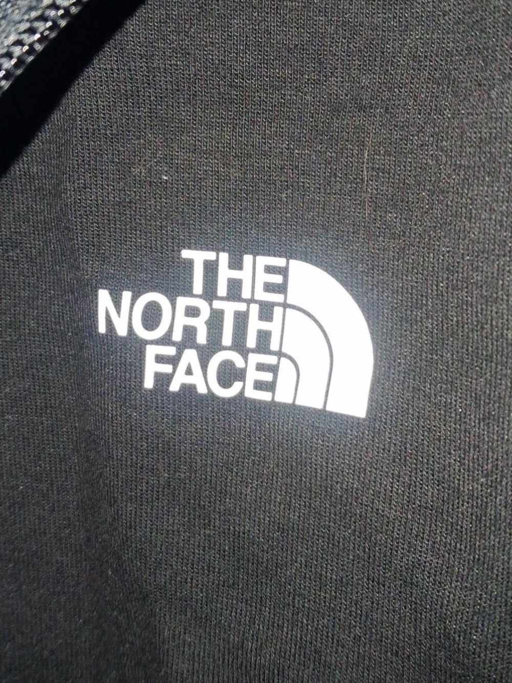 The North Face Black Quarter-Zip Pullover Hoodie. NWT. - Picture 2 of 5